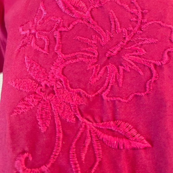 Alfred Dunner Plus Size Top & Capris
$30 for 2-Piece Set or $15 for each piece - Picture 9 of 11